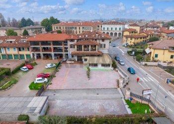 Edificio all\'aperto - Locale Commerciale via Umberto I
 
66, Flero - foto 41