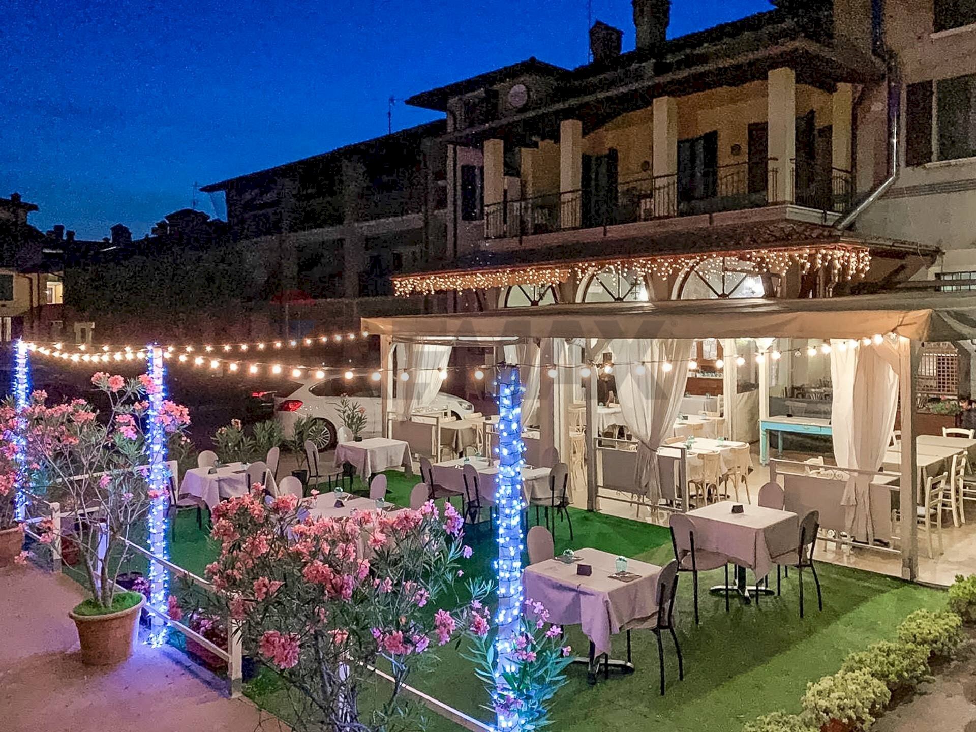 Edificio all\'aperto - Locale Commerciale via Umberto I
 
66, Flero - foto 1