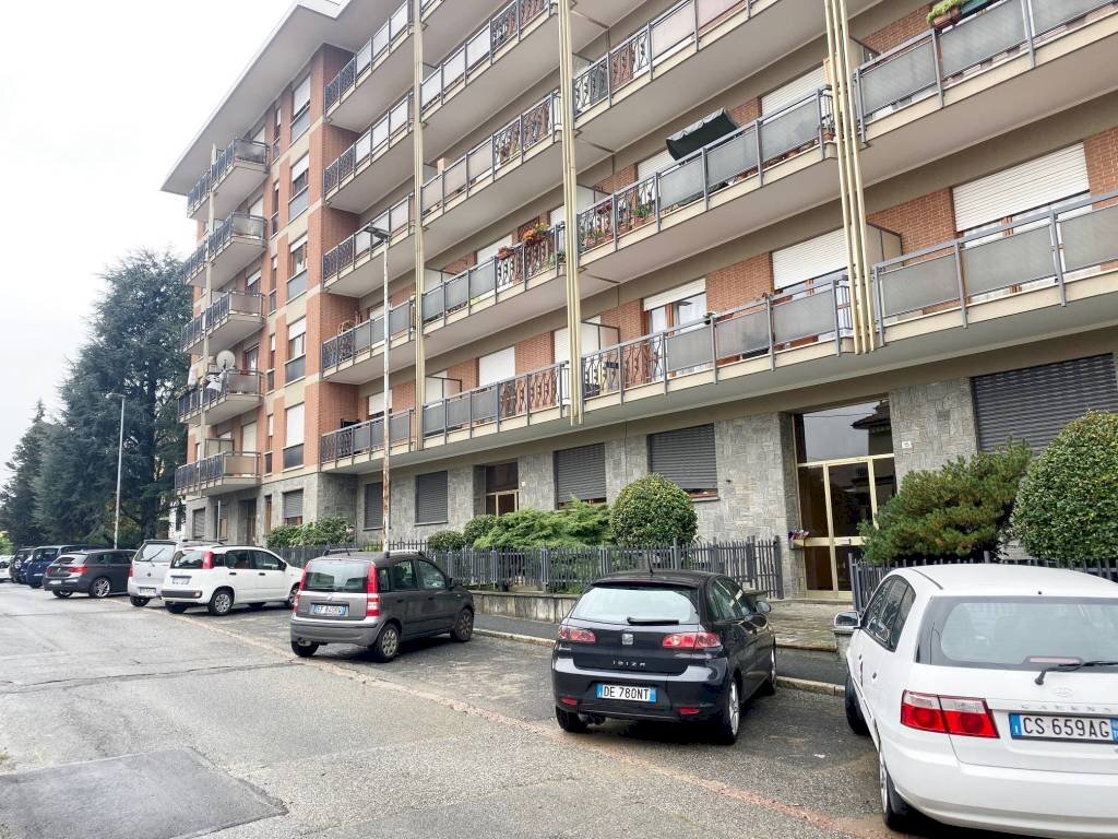 Facciata - Trilocale via Crimea, 13, Rivoli - foto 1