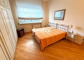 Camera da letto - Trilocale via Giacomo Matteotti, 6, Casale Monferrato - foto 14
