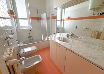 Bagno - Trilocale via Giacomo Matteotti, 6, Casale Monferrato - foto 15