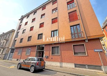 Facciata - Appartamento via Martino Spanzotto, 11, Casale Monferrato - foto 1