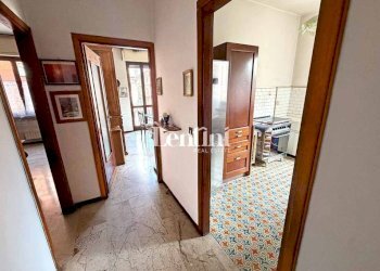 Corridoio - Appartamento via Martino Spanzotto, 11, Casale Monferrato - foto 6