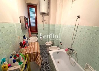 Bagno - Appartamento via Martino Spanzotto, 11, Casale Monferrato - foto 21