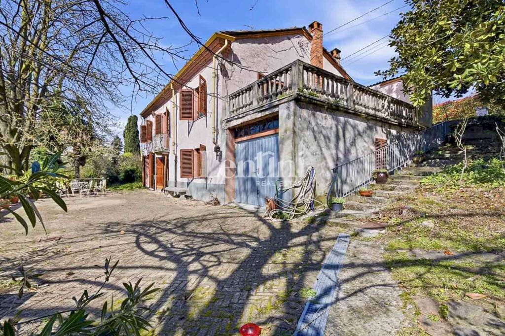 Facciata - Villa via Guglielmo Marconi, 25, San Giorgio Monferrato - foto 2