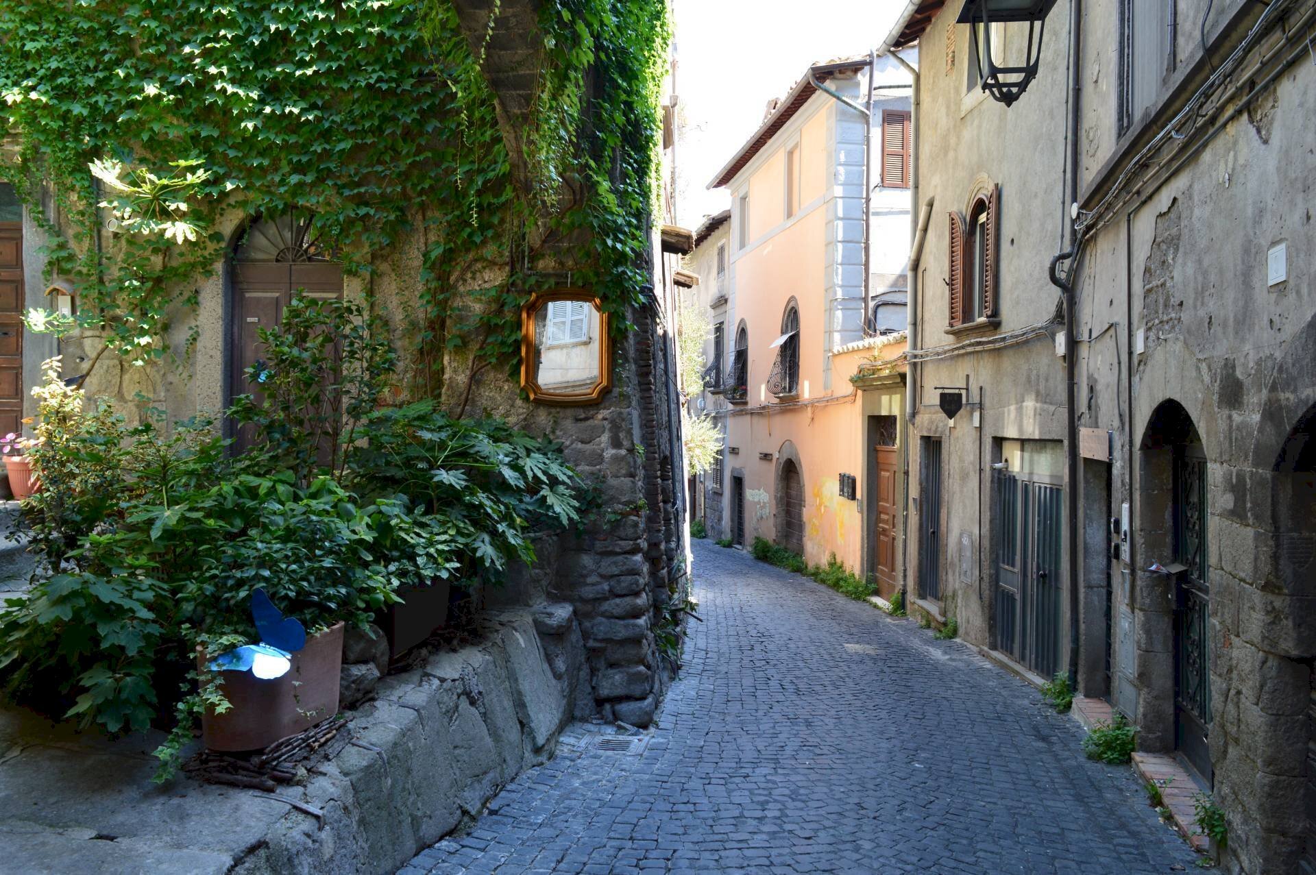 Foto 2 - Casa indipendente Via Vallecupa
 
13/15, Viterbo - foto 2