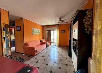 Salone - Quadrilocale via Antonio Gramsci, 9, Gallarate - foto 1