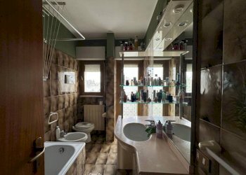 Bagno - Quadrilocale via Antonio Gramsci, 9, Gallarate - foto 9