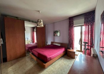 Camera da letto - Quadrilocale via Antonio Gramsci, 9, Gallarate - foto 19