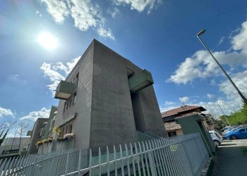 Facciata - Quadrilocale via Antonio Gramsci, 9, Gallarate - foto 27