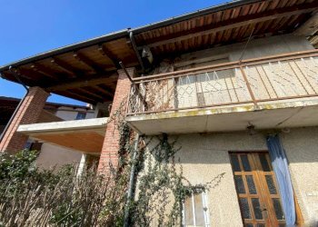 Facciata - Casa indipendente strada dei Magnini, Mondovì - foto 3
