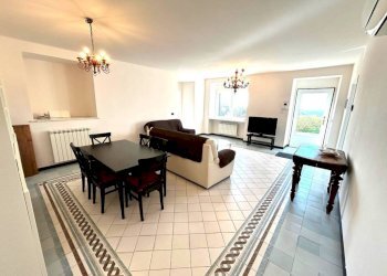 Salone - Appartamento via Saccomanno, Camogli - foto 2