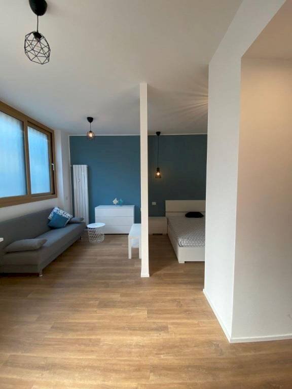 Salone - Bilocale via Astolfo, 10, Milano (zona Lambrate) - foto 3