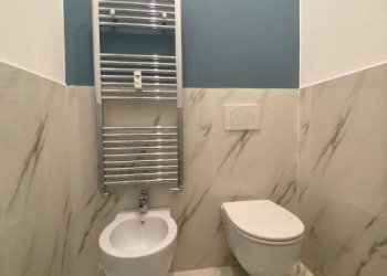 Bagno - Bilocale via Astolfo, 10, Milano (zona Lambrate) - foto 21