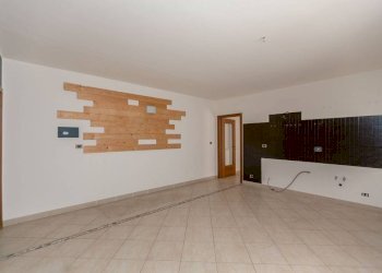 Soggiorno - Bilocale strada Rubattera, 25, Castiglione Torinese - foto 5