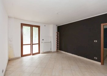 Camera da letto - Bilocale strada Rubattera, 25, Castiglione Torinese - foto 29