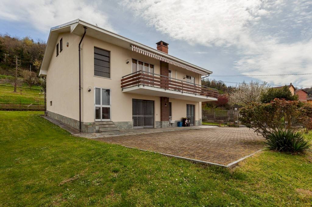 Facciata - Villa via San Bernardo, 22, San Raffaele Cimena - foto 1