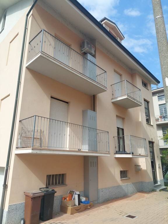 Facciata - Bilocale via Luigi Cadorna, Alba - foto 1