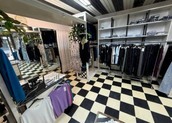 Interno non residenziale - Shop via Roma, 24, Perosa Argentina - photo 5