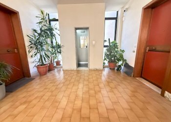 Foto 35 - Three-room apartment via Sant'Antonio da Padova
 
32, Caserta - photo 35