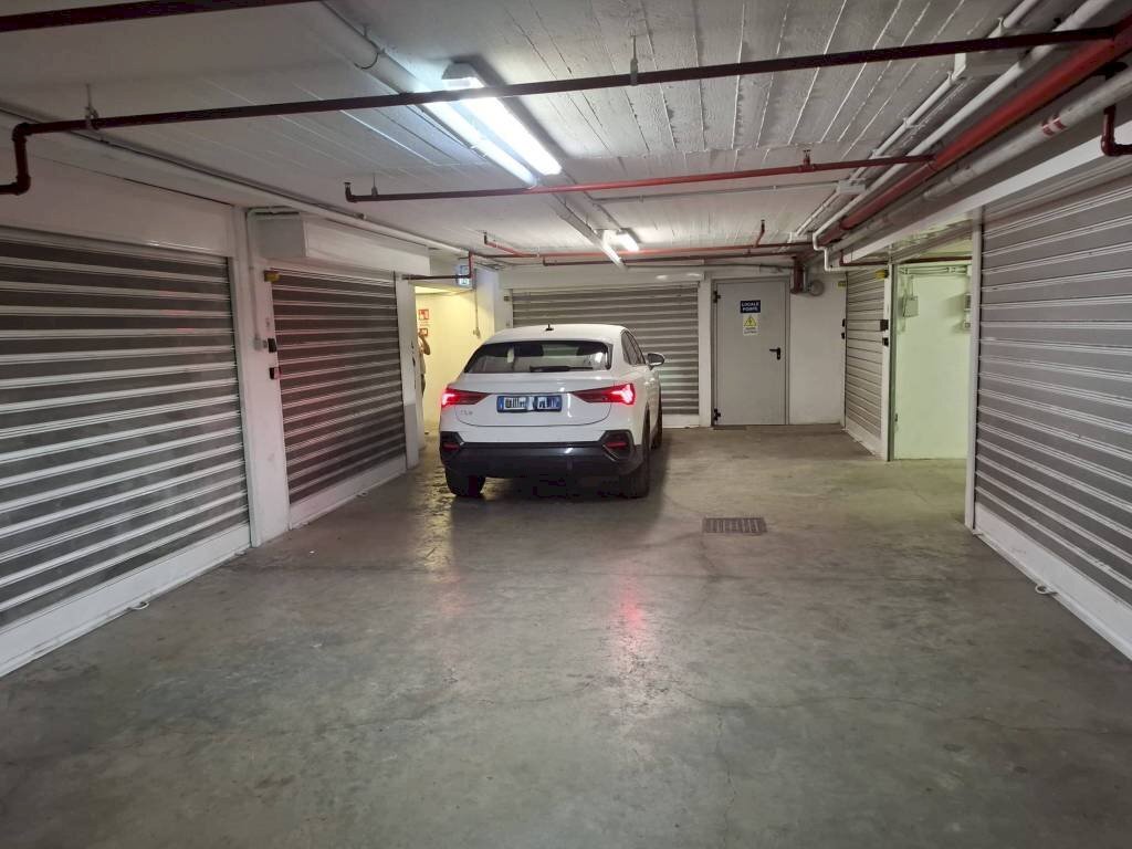 Posto macchina - Box via Sassoferrato, 13, Roma - foto 2