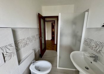 Bagno - Appartamento piazza Ferdinando Avogadro di Collobiano, 6, Vigliano Biellese - foto 26