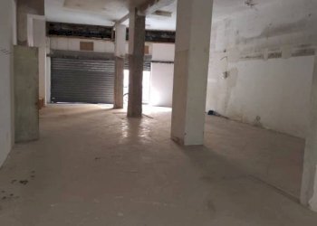 Interno non residenziale - Negozio via Guglielmo Marconi, Portici - foto 6