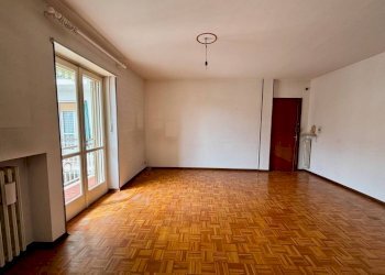 Soggiorno - Bilocale corso Antonio Gramsci, 23, Torre Pellice - foto 6