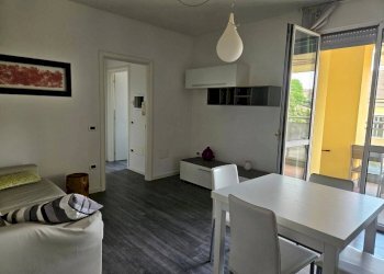 Soggiorno - Bilocale via Giorgio Cencetti, 10, Bologna (zona Massarenti) - foto 5