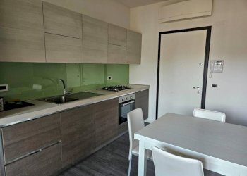 Cucina - Bilocale via Giorgio Cencetti, 10, Bologna (zona Massarenti) - foto 11