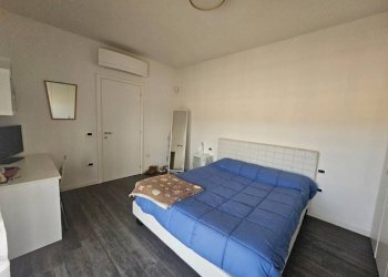 Camera da letto - Bilocale via Giorgio Cencetti, 10, Bologna (zona Massarenti) - foto 28