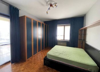Camera da letto - Trilocale via degli Agostiniani, 1, frazione Madonna dell'Olmo, Cuneo - foto 5
