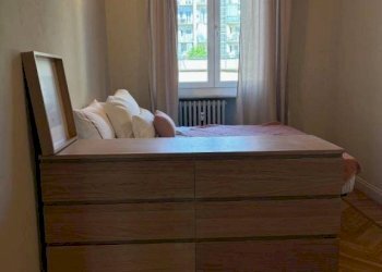 Camera da letto - Bilocale via Anton Giulio Barrili, 5, Torino (zona Crocetta) - foto 17