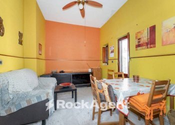 Salone - Casa indipendente via Santa Barbara, 57, Catania - foto 22