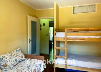 Camera da letto - Bilocale via Einaudi, 15, Bardonecchia - foto 17