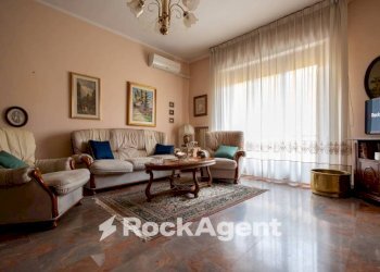 Salone - Appartamento via Vittorio Butera, 14, Catanzaro - foto 4