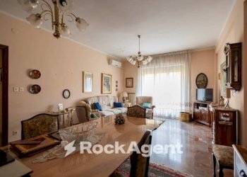 Salone - Appartamento via Vittorio Butera, 14, Catanzaro - foto 5