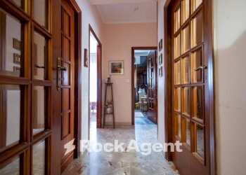 Corridoio - Appartamento via Vittorio Butera, 14, Catanzaro - foto 17