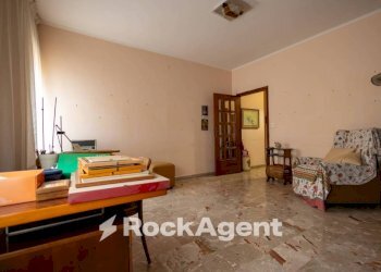 Salone - Appartamento via Vittorio Butera, 14, Catanzaro - foto 21