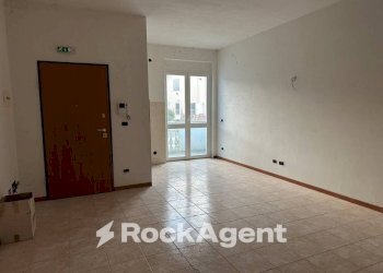 Cucina - Quadrilocale via del Villino, Alanno - foto 16