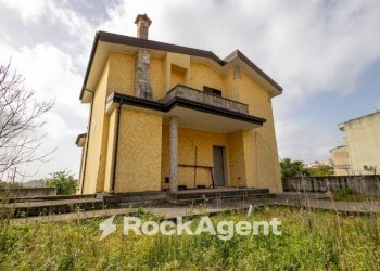 Facciata - Villa via Foderaro, Simeri Crichi - photo 3