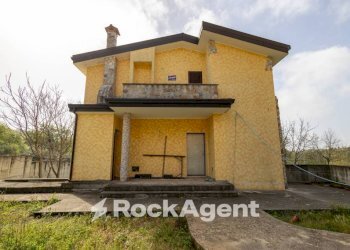 Facciata - Villa via Foderaro, Simeri Crichi - photo 5