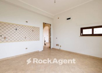 Salone - Villa via Foderaro, Simeri Crichi - photo 15