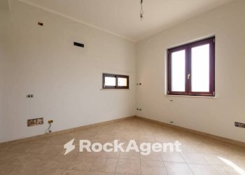 Salone - Villa via Foderaro, Simeri Crichi - photo 16