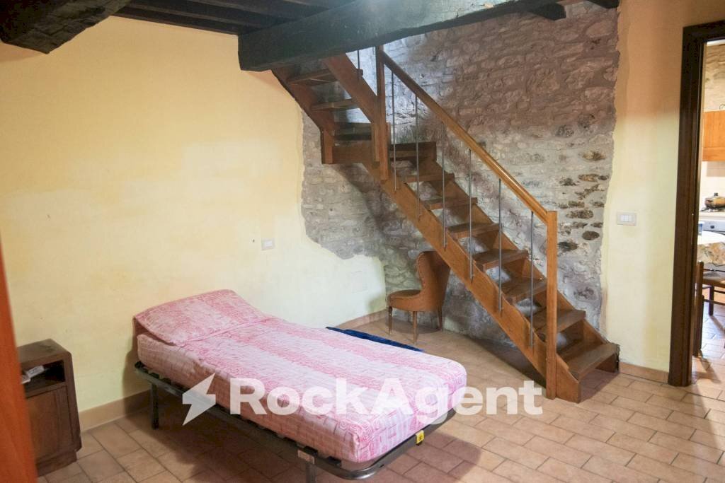 Camera da letto - Rustico LOC.CACIURRO, 46, Sassocorvaro Auditore - foto 3