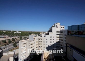 Vista - Quadrilocale piazza Sandro Pertini, 12, Taranto - foto 32