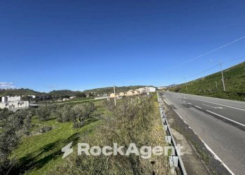 Vista - Terreno edificabile viale Magna Grecia, Catanzaro - foto 2
