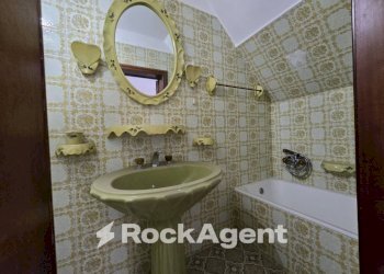 Bagno - Casa indipendente via Giuseppe Parini, 10, Ruffano - foto 12