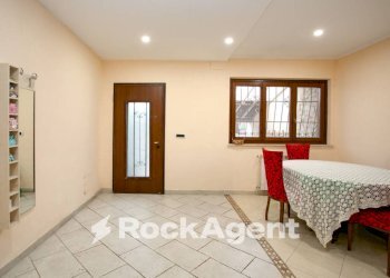 Camera da letto - Villa a Schiera viale Valle dell'Aniene, Guidonia Montecelio - foto 5