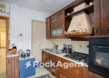 Cucina - Villa a Schiera viale Valle dell'Aniene, Guidonia Montecelio - foto 9